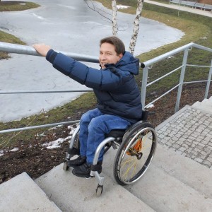 Jak mogą radzić sobie osoby z niepełnosprawnością w Pruszkowie? – Audycja Co Pruszków Mówi w POPradiu 92, 8 fm