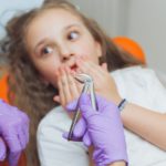 Stomatologia dziecięca – jak przygotować malucha do wizyty?