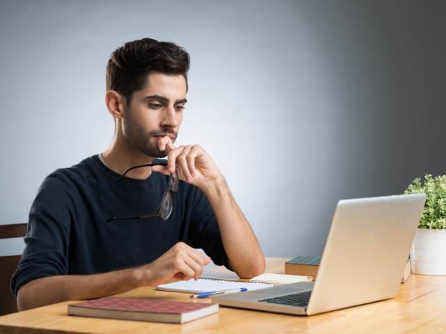 5 akcesoriów, które zwiększą komfort korzystania z laptopa! Materiał partnera