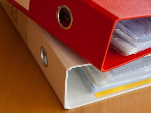 Poznaj techniki efektywnej archiwizacji i usprawnij obieg dokumentów w firmie Biznes
